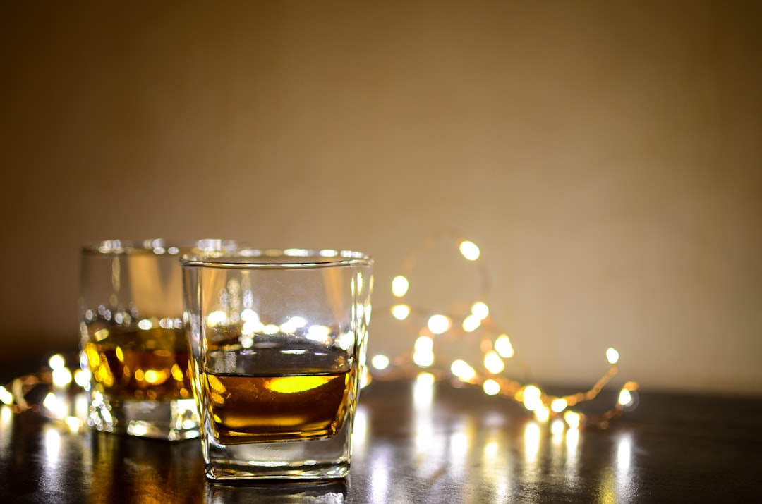 Der Unterschied zwischen Whisky und Whiskey erklärt